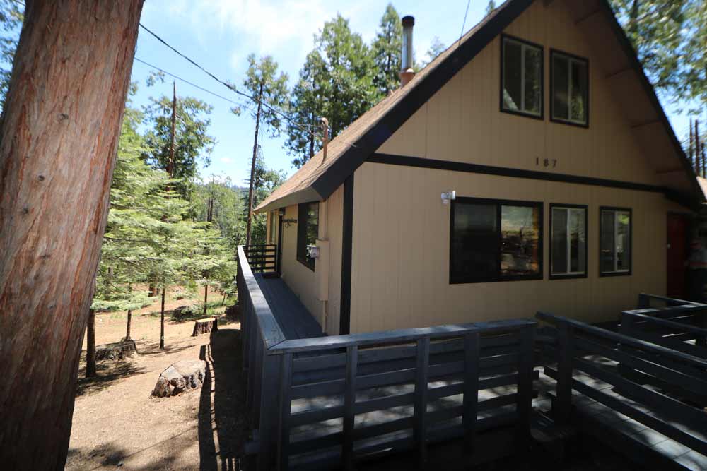 Arnold CA Real Estate leftsideofhouseTim & Lisa Muetterties CA DRE